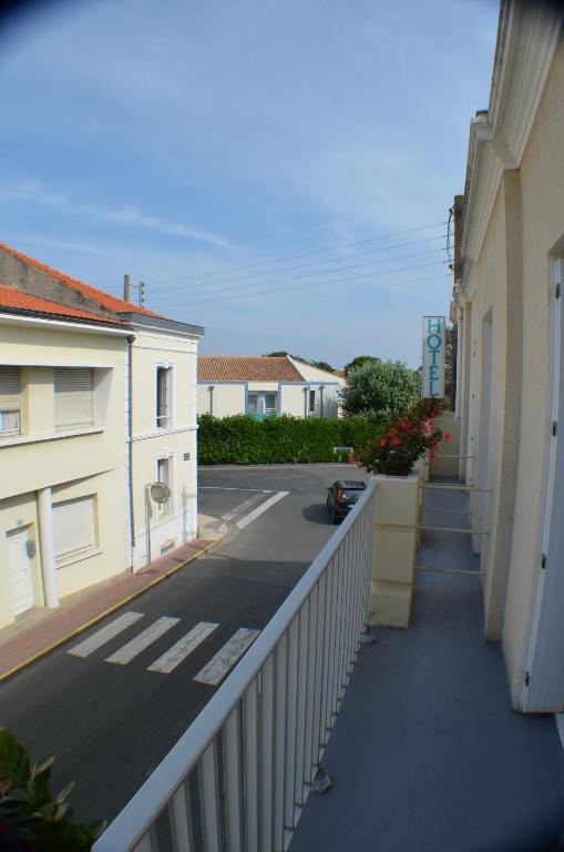 Hotel De L'Arrivee Fouras Exterior foto